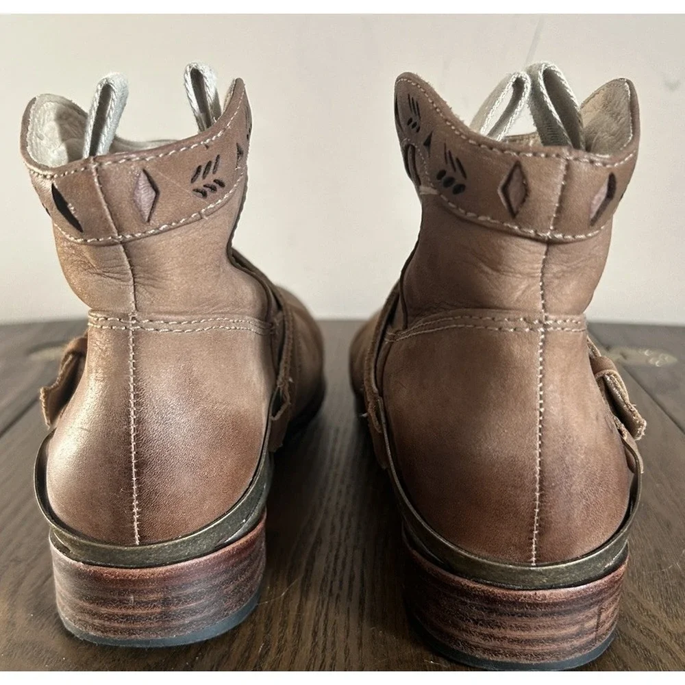 UGG Austin Fawn Ankle Boots Women's 7 Brown Leather Shearling Western Cowboy‎
